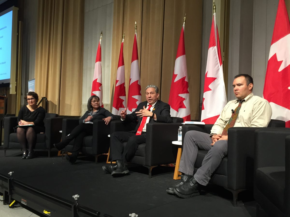 Prendre sa place – Une plus grande place à Ottawa pour les parlementaires et les personnes autochtones